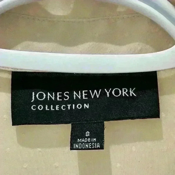 Jones New  York cream Sheer Blouse - Picture 5 of 5